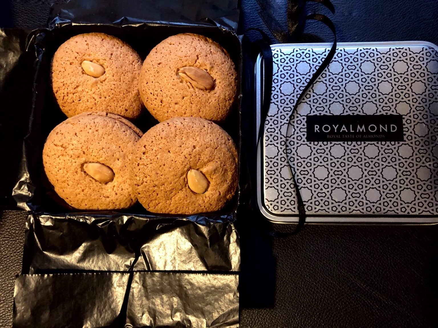 Geleneksel Acıbadem Kurabiyesi satınal · ROYALMOND SHOP